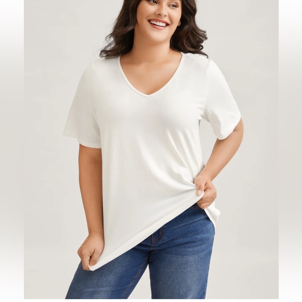 BloomChic Plus Size XL Cotton V Neck Plain Basic T-shirt us14-16